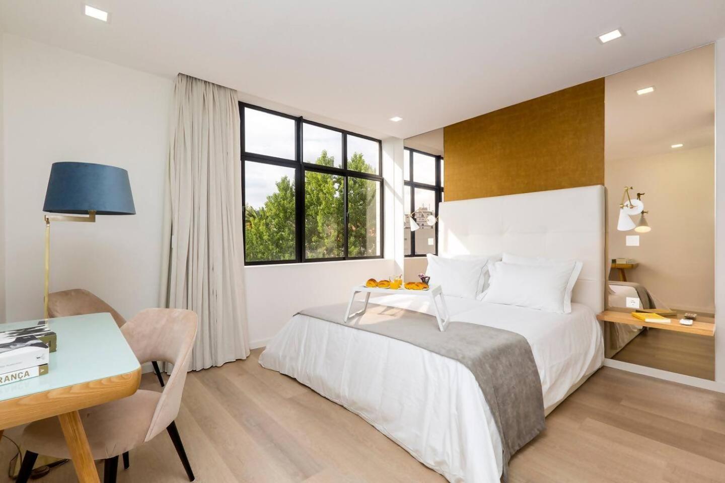 The Office Guest Apartment Guimarães Exterior photo