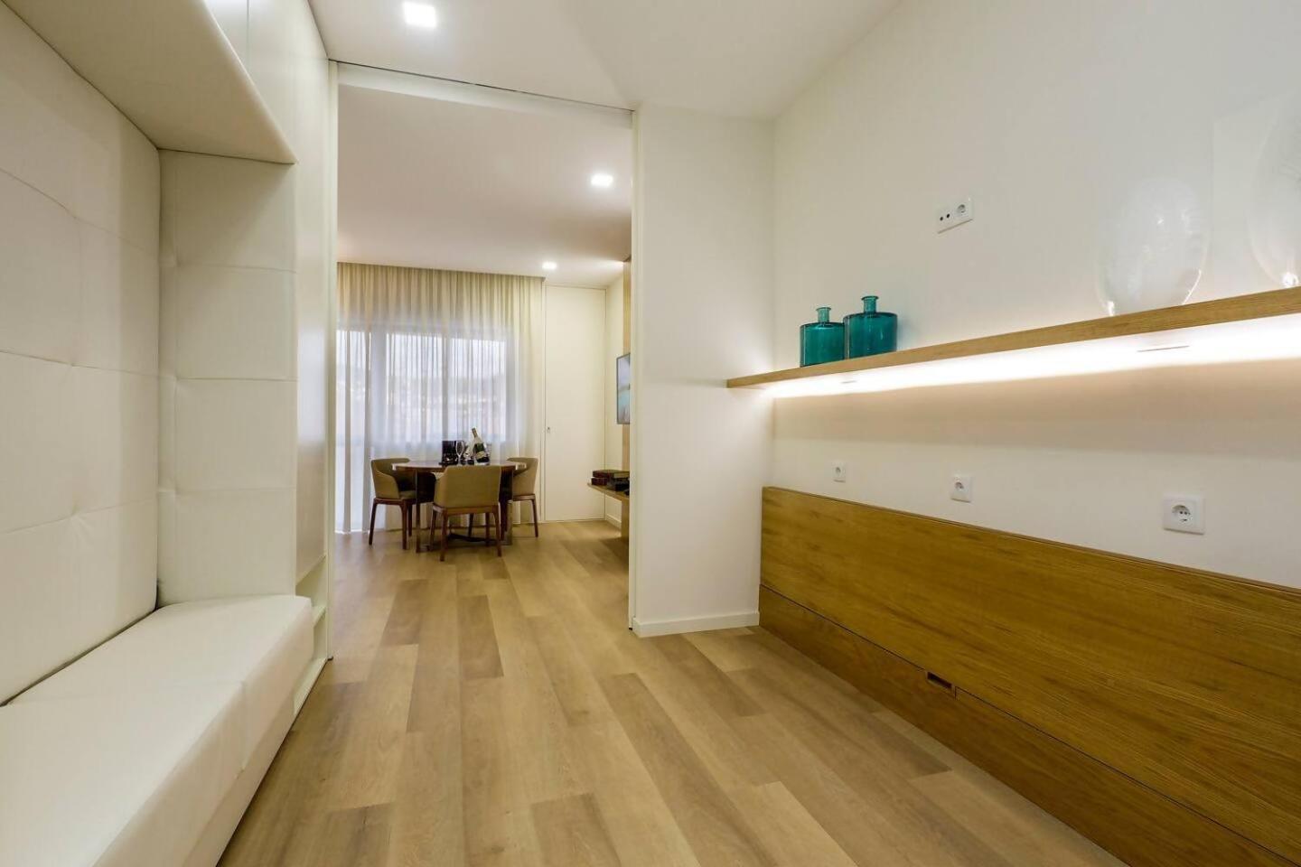 The Office Guest Apartment Guimarães Exterior photo
