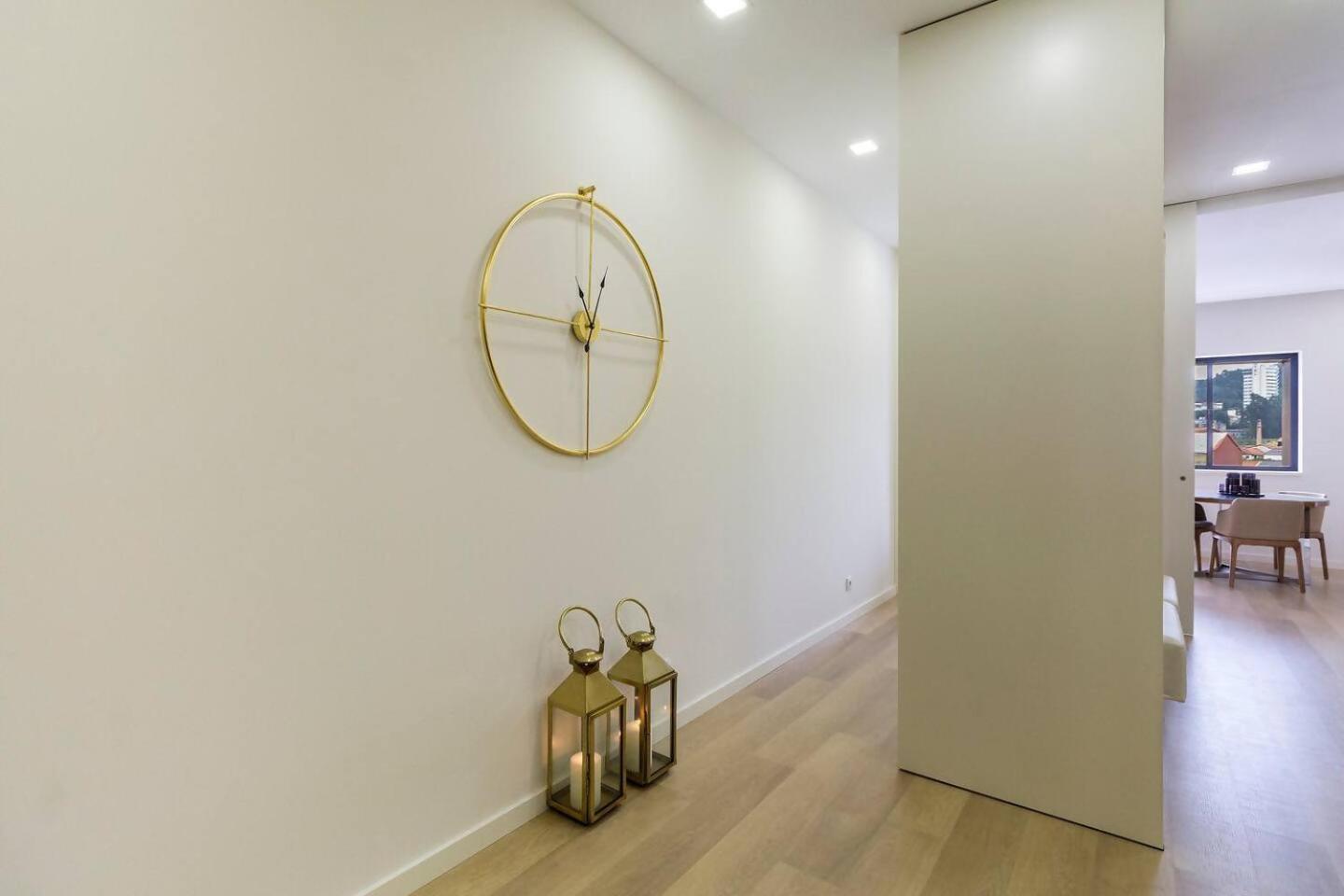 The Office Guest Apartment Guimarães Exterior photo